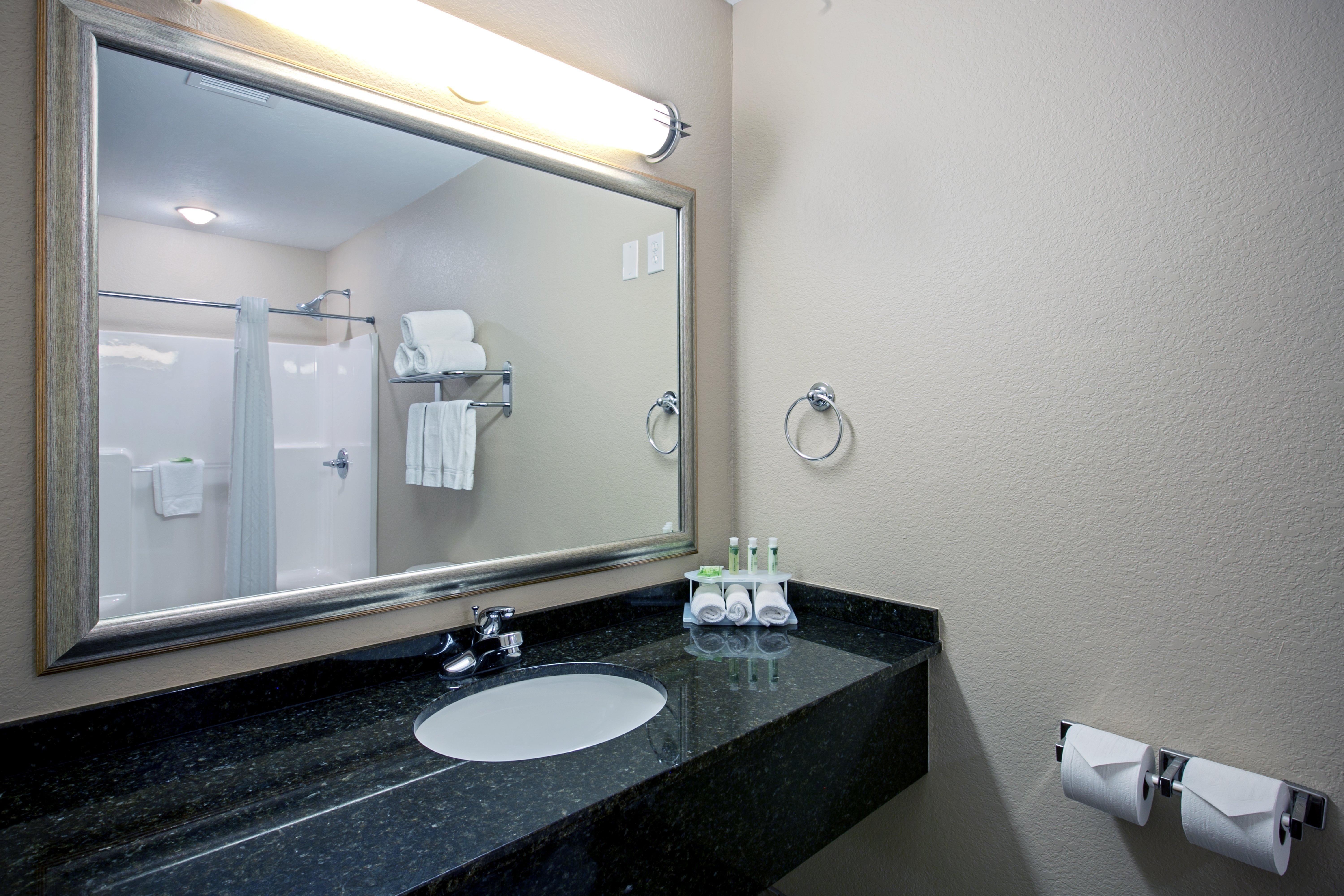 Holiday Inn Express & Suites - Green Bay East By Ihg Kültér fotó