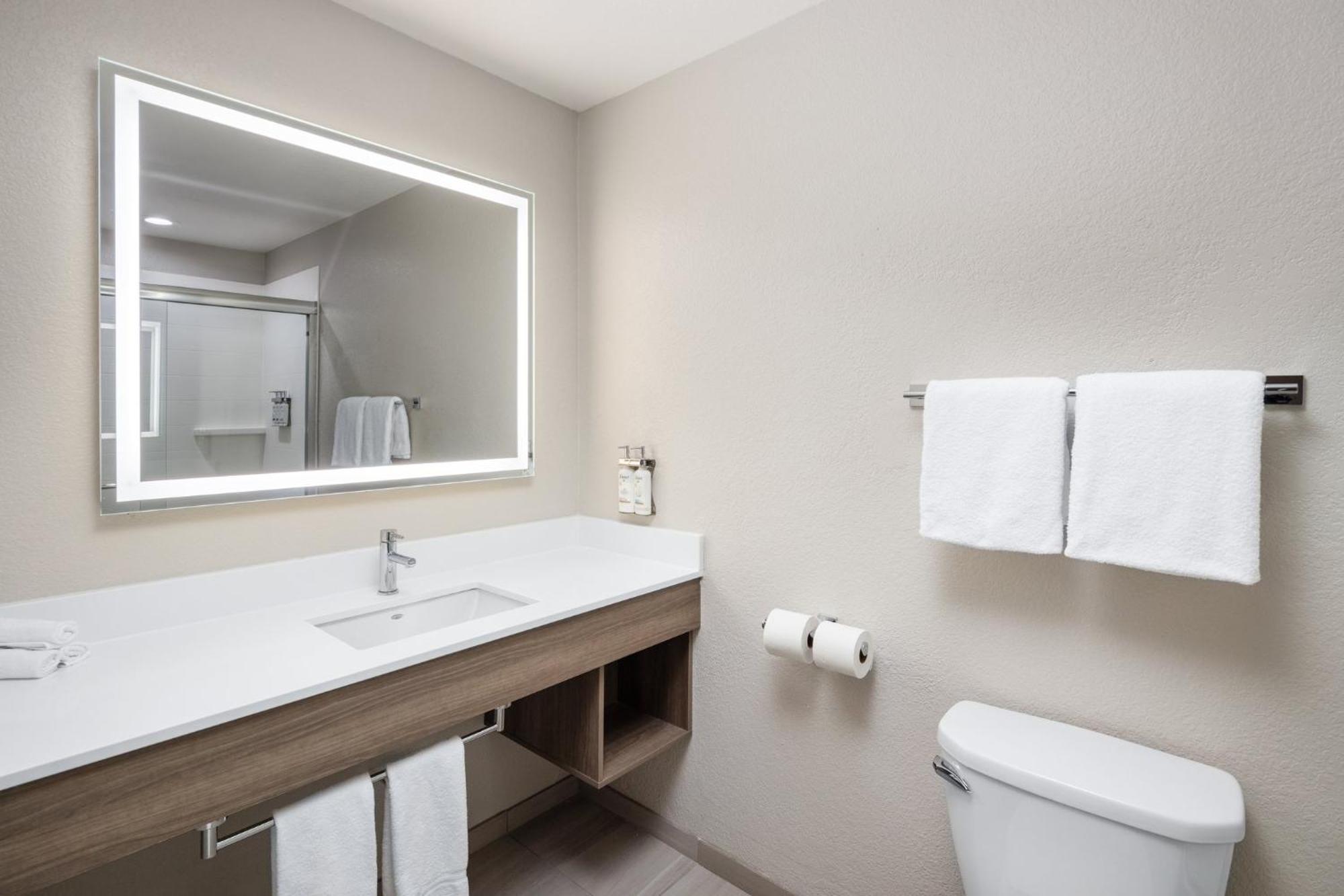 Holiday Inn Express & Suites - Green Bay East By Ihg Kültér fotó