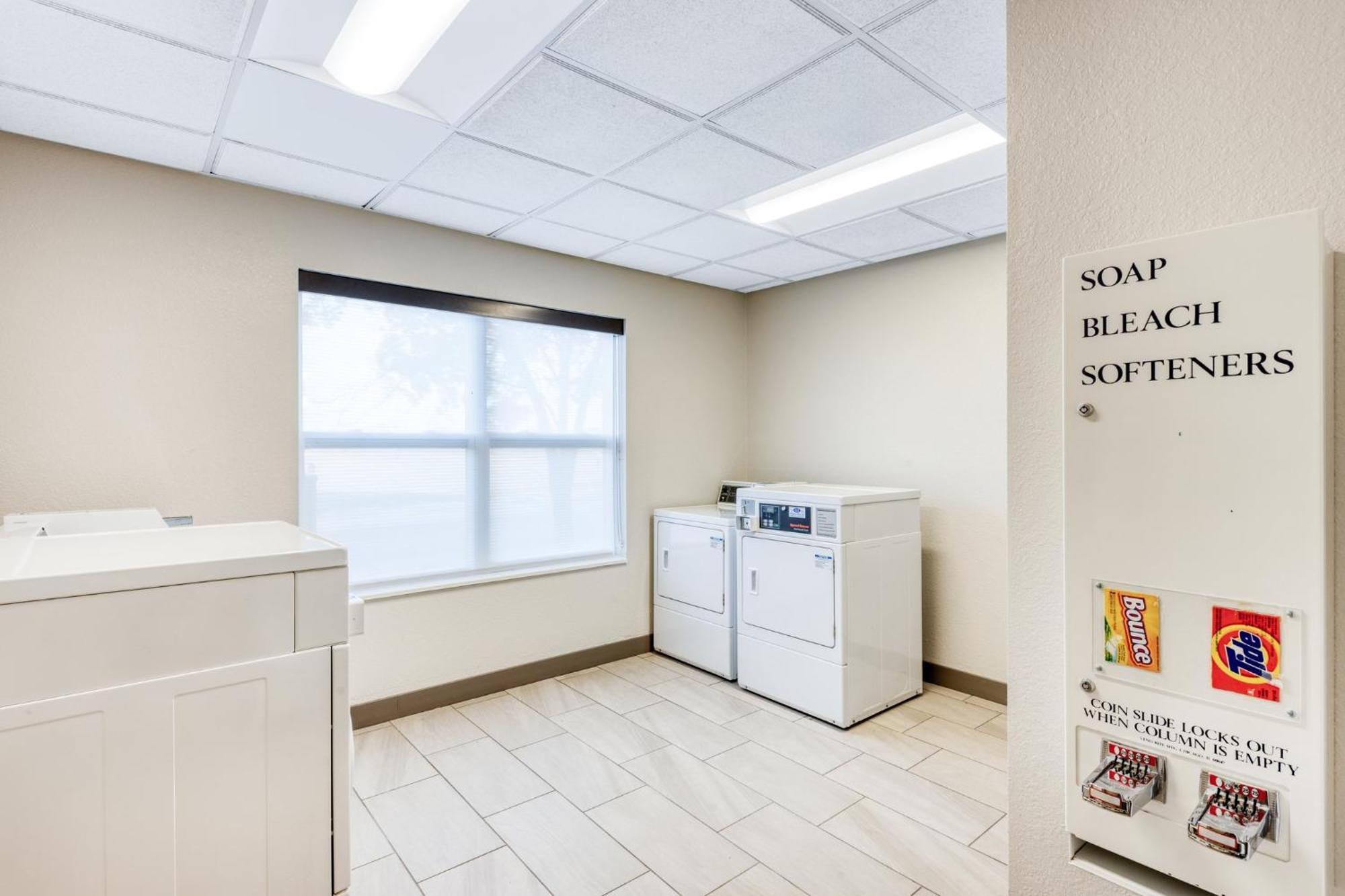Holiday Inn Express & Suites - Green Bay East By Ihg Kültér fotó