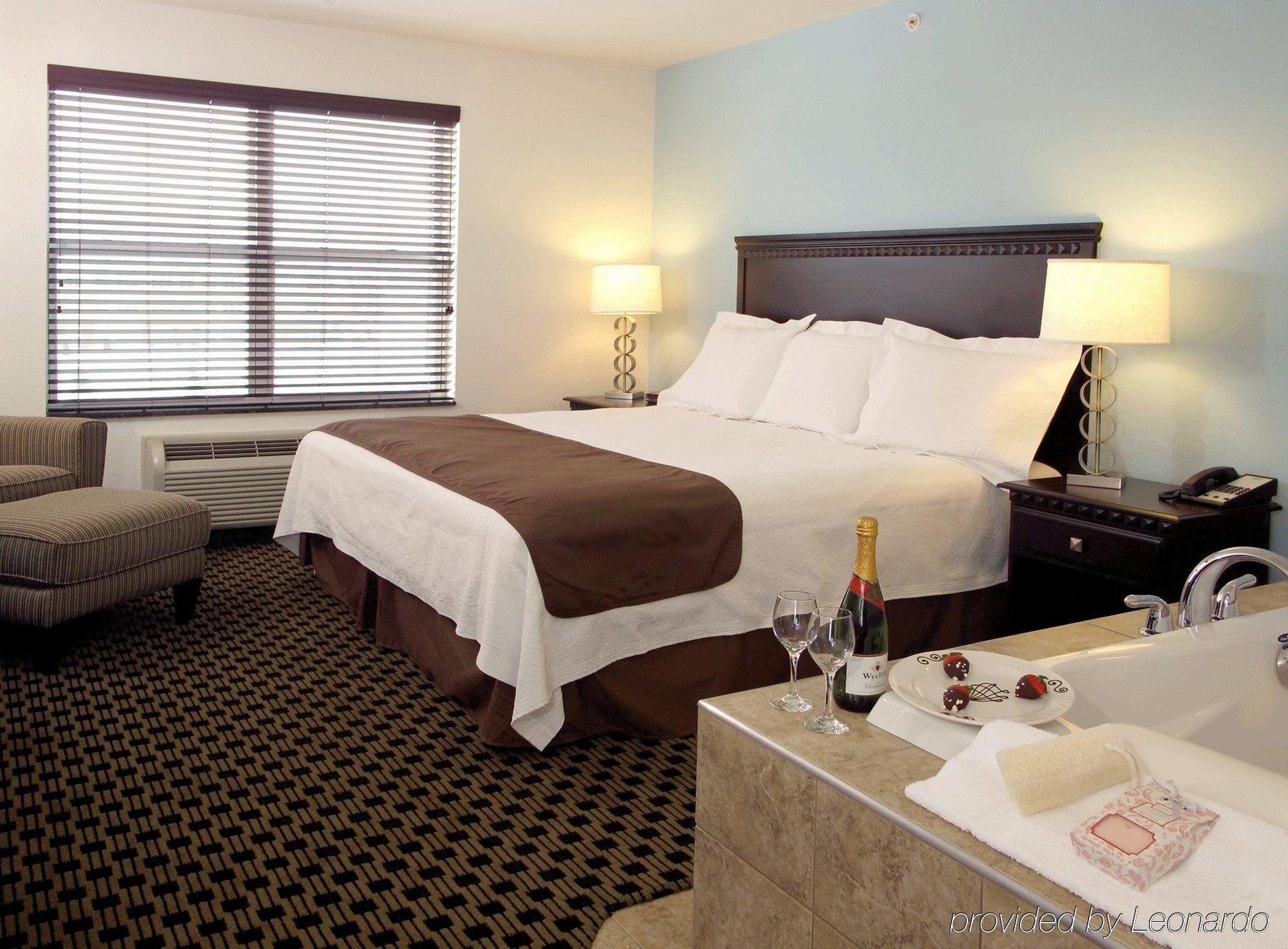 Holiday Inn Express & Suites - Green Bay East By Ihg Kültér fotó